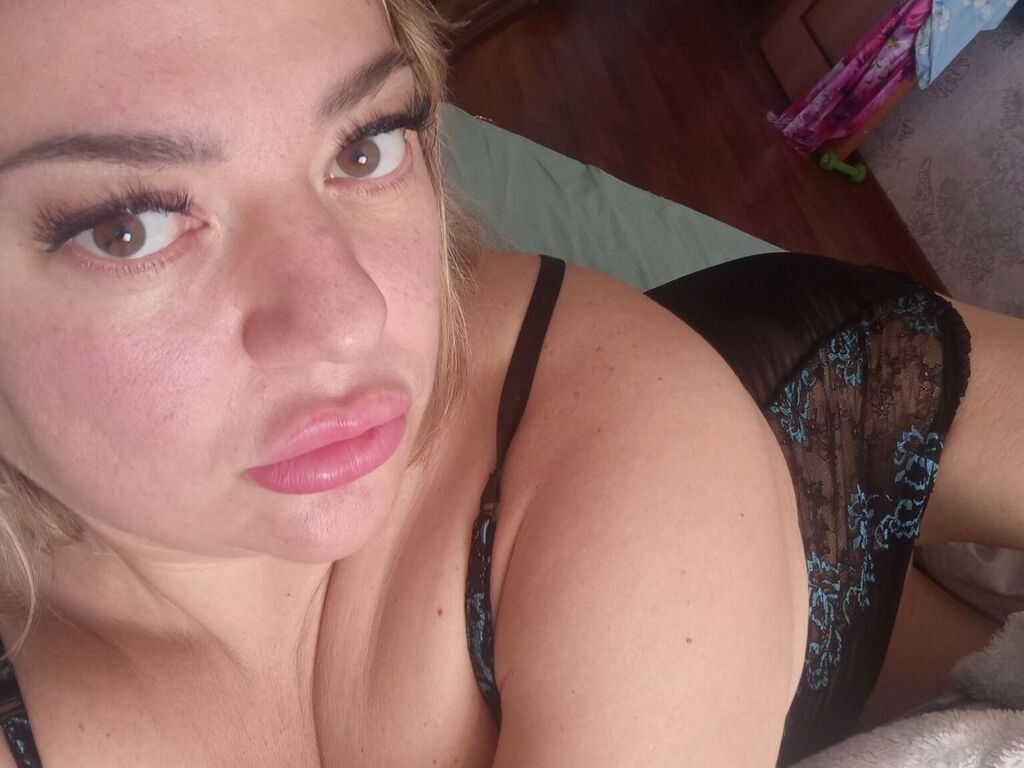 AgataBurn LiveJasmin camgirl