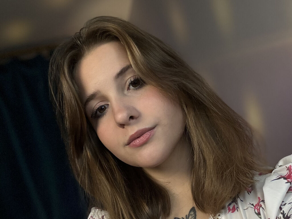 ElmiraRynne LiveJasmin camgirl