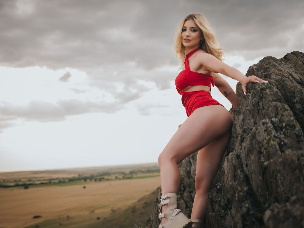 IvyNoir LiveJasmin camgirl
